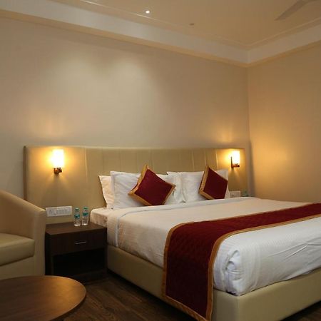 Hotel Skanda Palace Thiruttani المظهر الخارجي الصورة